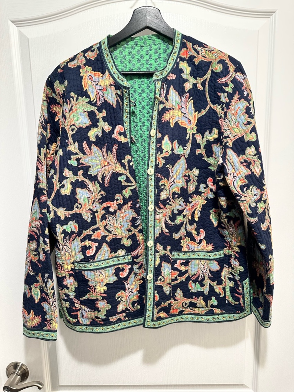 Women’s Reversible Cotton Quilted Floral Paisley Jacket, Large
